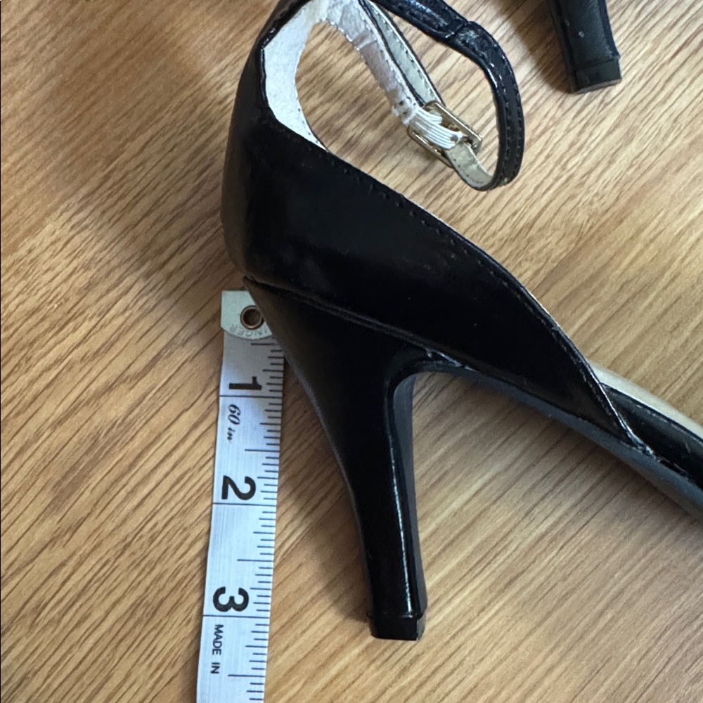 NWOT Slingback Black PUMPS Pointed toe heel Boston Design Studio SZ 8 - Picture 4 of 7